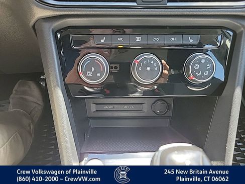 Certified 2024 Volkswagen Taos S AWD/4WD image 8
