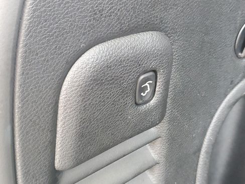 Used 2021 Jeep Grand Cherokee Laredo X AWD/4WD image 11
