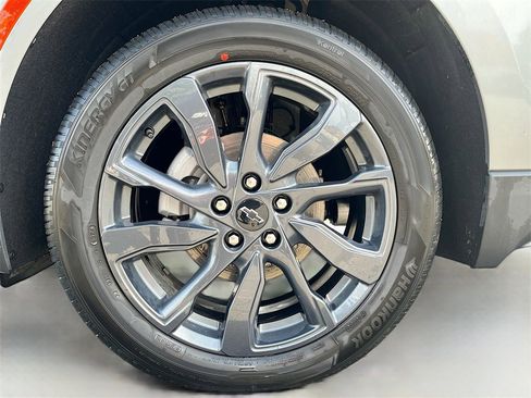 Used 2024 Chevrolet Equinox RS image 29