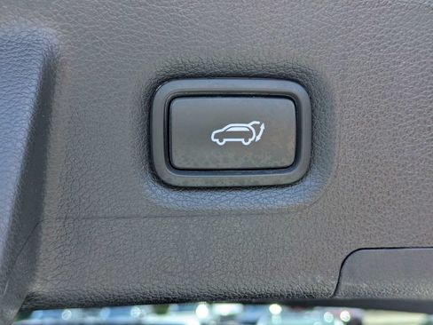 Used 2023 Hyundai Santa Fe SEL w/ Premium Package AWD/4WD image 16