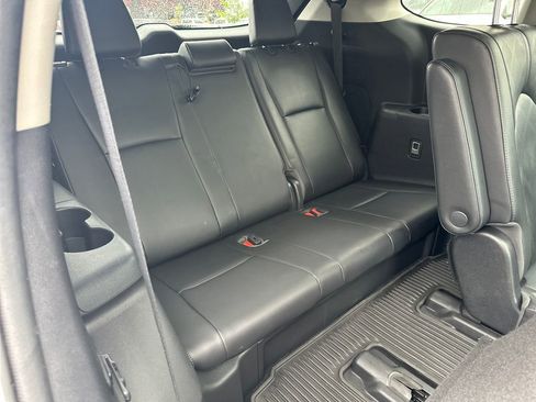Certified 2020 Toyota Highlander Platinum AWD/4WD image 16
