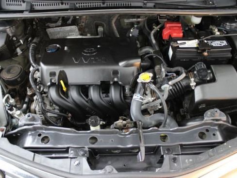 Used 2015 Toyota Yaris LE FWD image 23