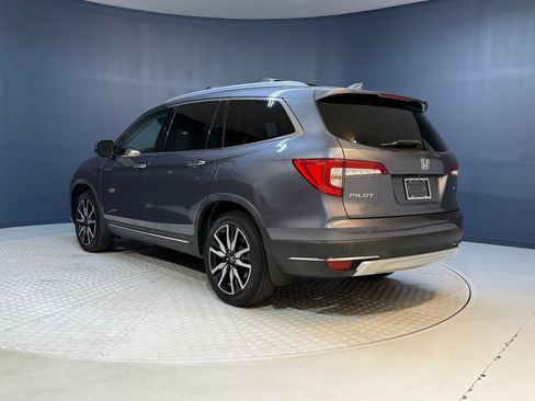 Used 2021 Honda Pilot Touring image 3