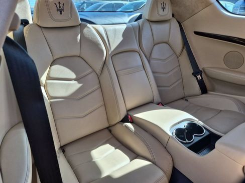 Used 2015 Maserati GranTurismo Sport RWD image 20