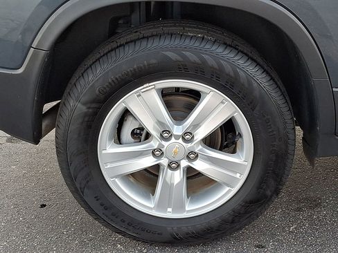 Certified 2022 Chevrolet Trax LT w/ LT Convenience Package image 10