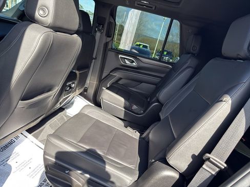 Used 2024 Chevrolet Tahoe Z71 w/ Luxury Package image 25