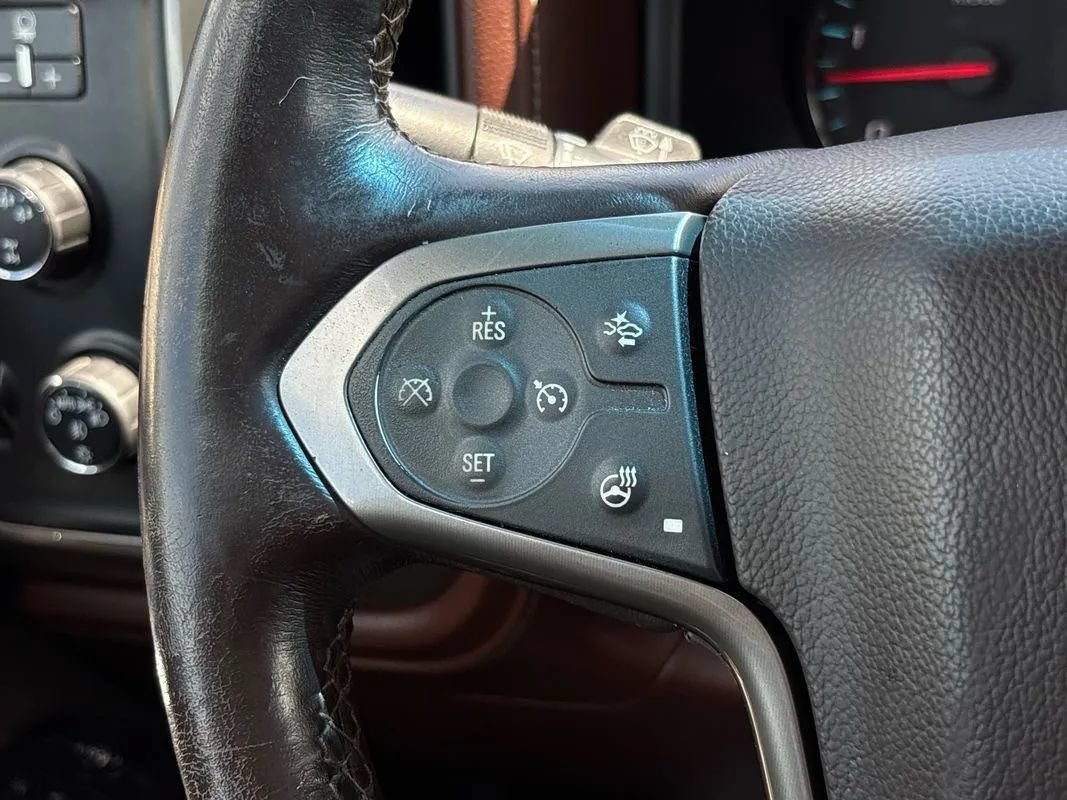 Used 2015 Chevrolet Silverado 2500 High Country w/ Duramax Plus Package AWD/4WD image 34