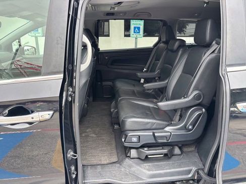 Used 2021 Honda Odyssey Touring image 23