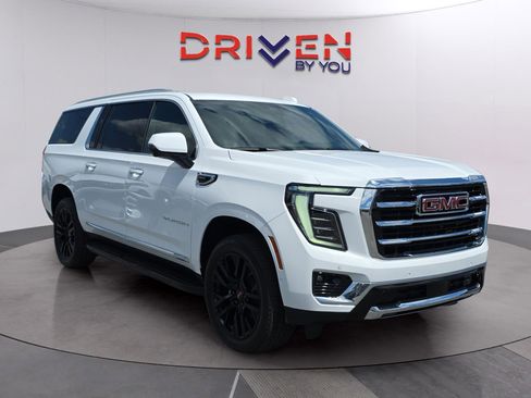 New 2026 GMC Yukon XL Elevation RWD image 8