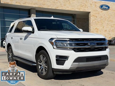 Used 2023 Ford Expedition Limited image 17