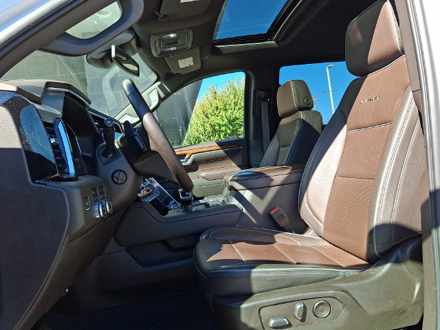 Used 2023 GMC Sierra 1500 Denali AWD/4WD image 9