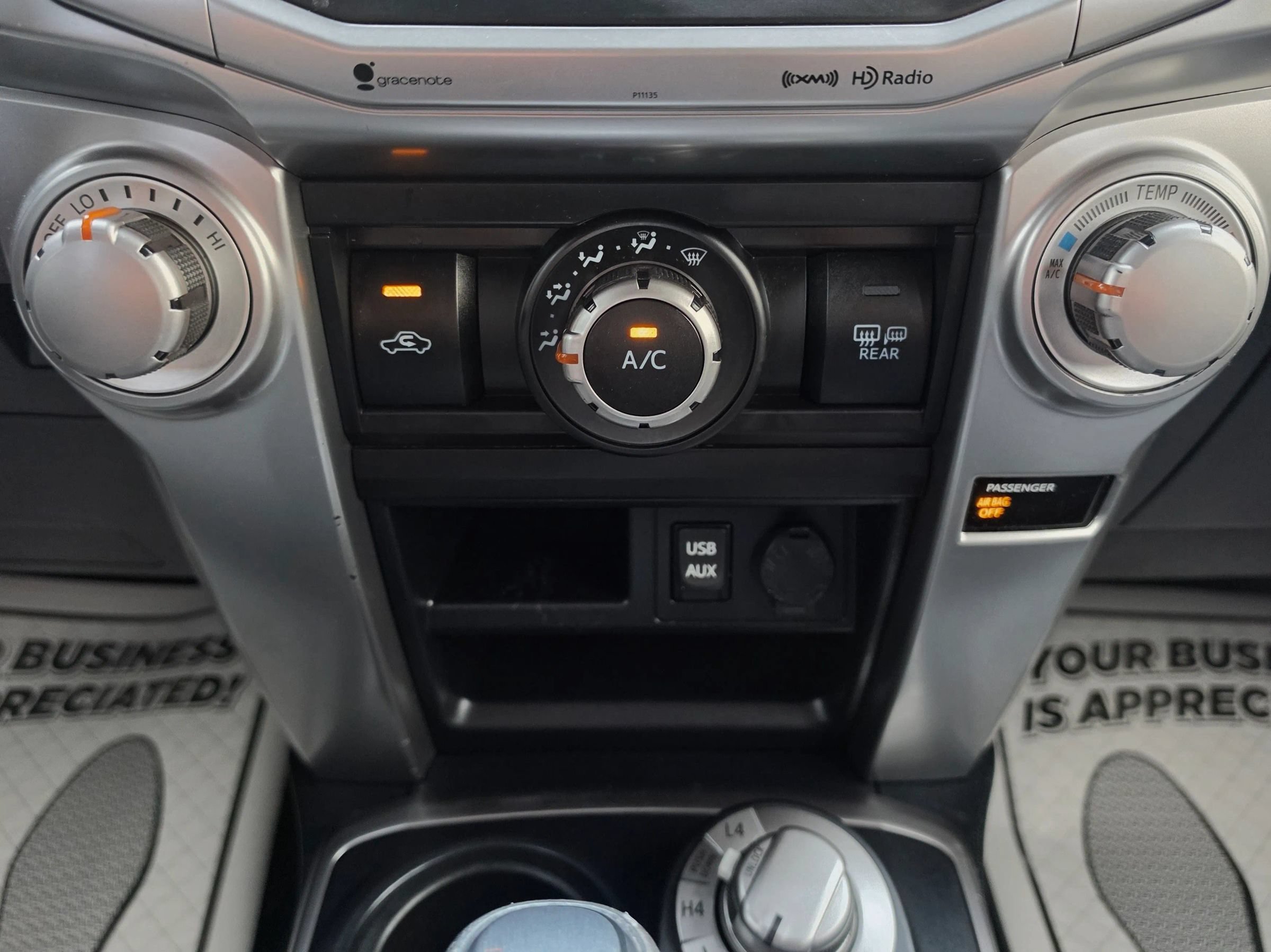 Used 2018 Toyota 4Runner SR5 AWD/4WD image 26