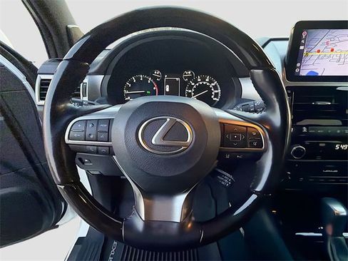 Used 2022 Lexus GX 460 Luxury image 38