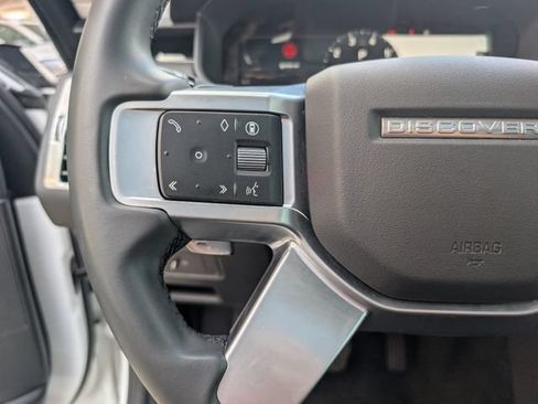 Used 2024 Land Rover Discovery S AWD/4WD image 13