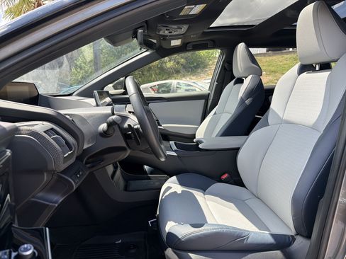 Used 2023 Subaru Solterra AWD image 24