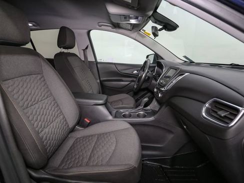 Used 2021 Chevrolet Equinox LT AWD/4WD image 17