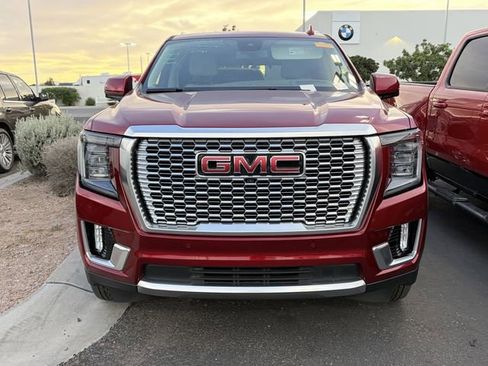 Used 2023 GMC Yukon Denali w/ Max Trailering Package AWD/4WD image 2