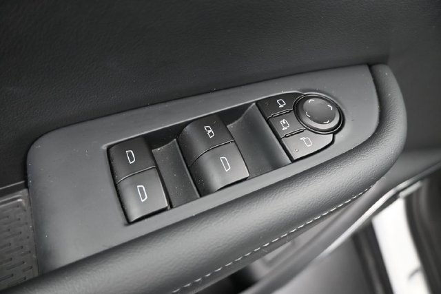 Used 2026 Buick Enclave Preferred FWD image 13