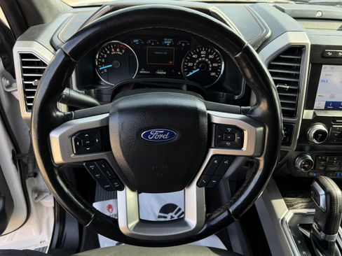 Used 2019 Ford F150 Platinum w/ Equipment Group 701A Luxury AWD/4WD image 19