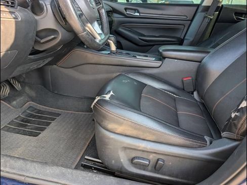 Used 2019 Nissan Altima 2.5 SR FWD image 9