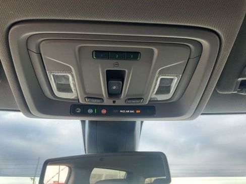 Used 2019 GMC Sierra 1500 SLT w/ SLT Premium Plus Package image 16