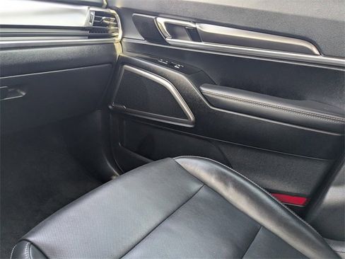 Used 2024 Kia Telluride S w/ S Sunroof Package image 16
