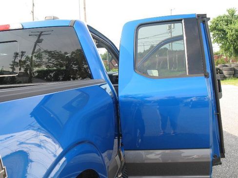 Used 2021 Ford F150 XLT w/ Equipment Group 301A Mid AWD/4WD image 17