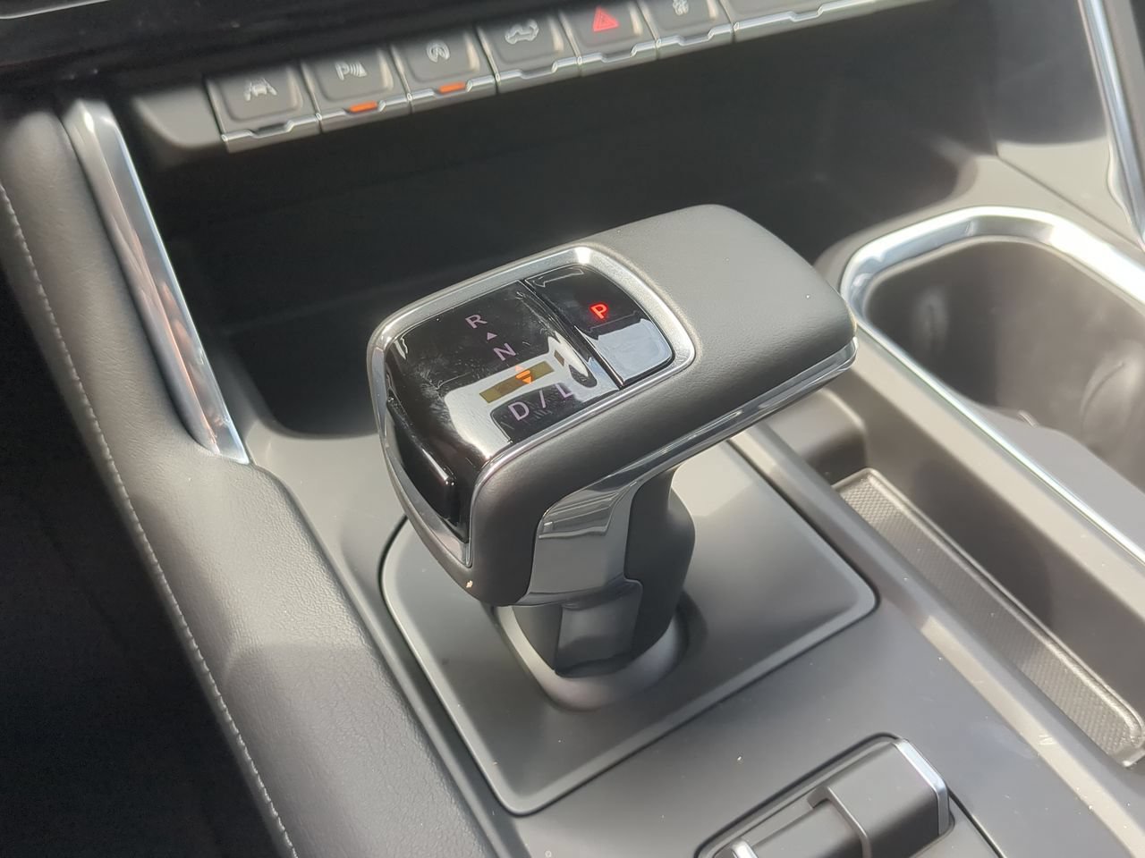 Used 2026 GMC Sierra 1500 Denali AWD/4WD image 16