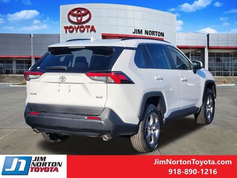 Used 2024 Toyota RAV4 XLE image 5