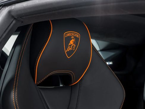 Used 2023 Lamborghini Huracan Tecnica RWD image 36