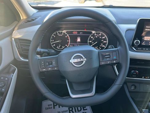 New 2026 Nissan Rogue SV image 17