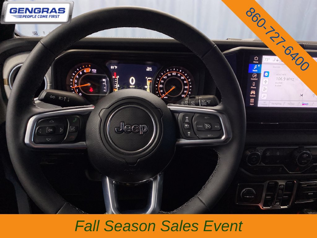 Used 2026 Jeep Wrangler Unlimited Sahara AWD/4WD image 19