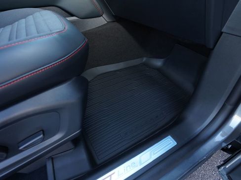 New 2026 Ford Explorer ST-Line w/ ST-Line Street Pack image 25