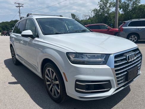 Used 2018 Audi Q7 3.0T Prestige AWD/4WD image 3