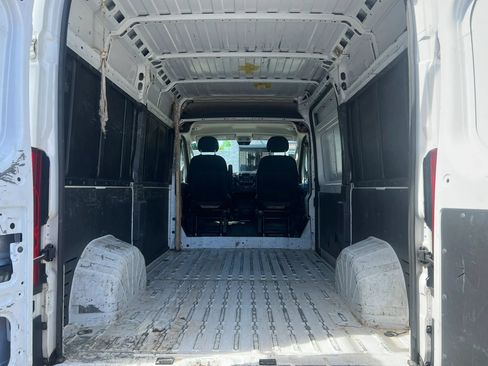 Used 2018 RAM ProMaster 2500 FWD image 10