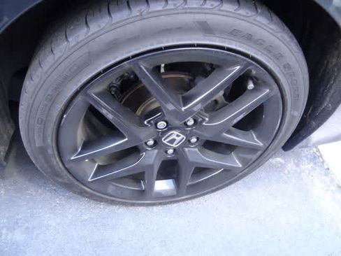 Used 2025 Honda Civic Sport image 12