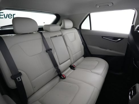 Used 2023 Kia Niro Wind FWD image 5