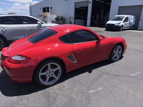 Used 2007 Porsche Cayman S RWD image 2