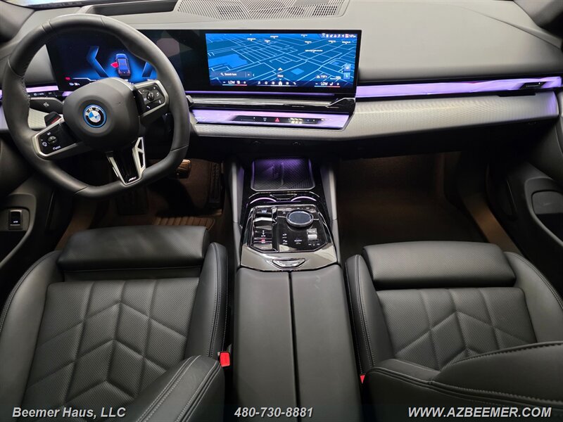 Used 2026 BMW i5 eDrive40 w/ M Sport Package RWD image 24