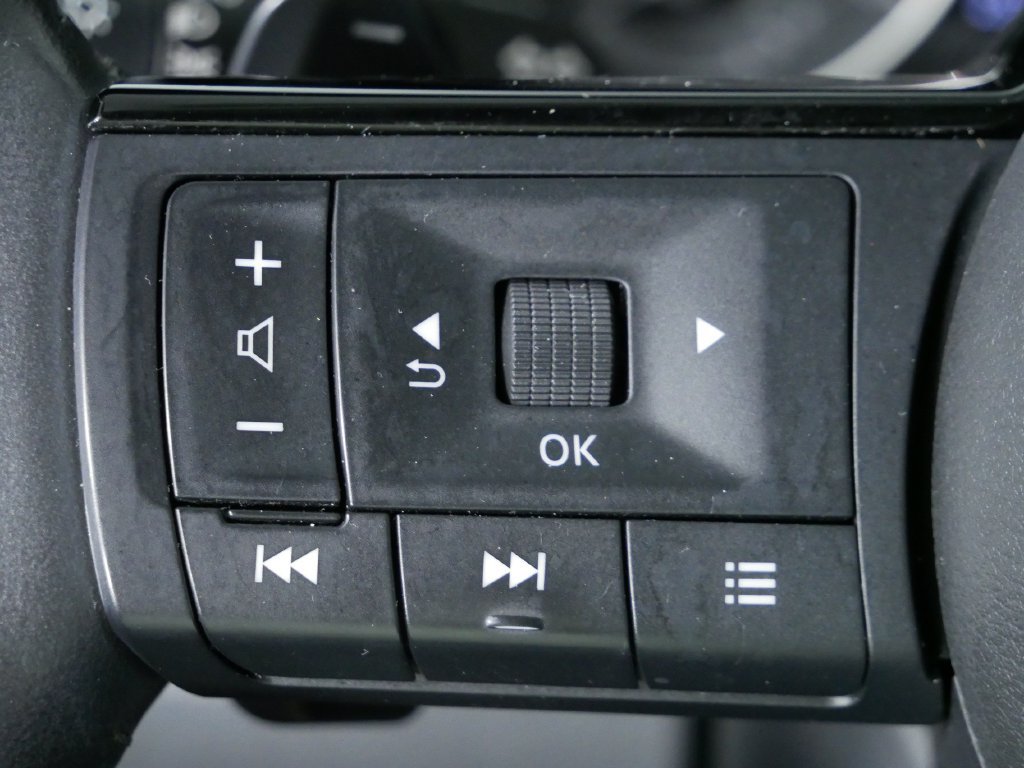Used 2023 Nissan Rogue SV w/ SV Premium B Package AWD/4WD image 25
