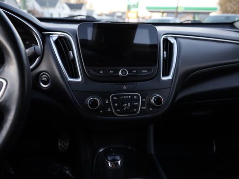 Used 2016 Chevrolet Malibu Hybrid w/ Leather Package image 25