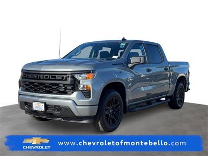 New 2026 Chevrolet Silverado 1500 Custom w/ Turbomax Blackout Package