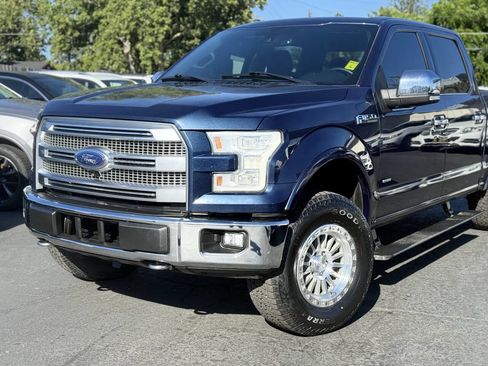 Used 2015 Ford F150 Platinum w/ Equipment Group 701A Luxury AWD/4WD image 22