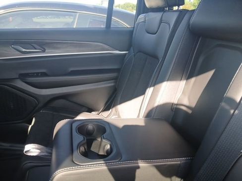 New 2026 Jeep Grand Cherokee L 4WD image 33
