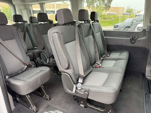 Used 2022 Ford Transit 350 XLT RWD image 19