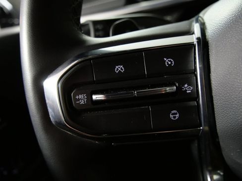Used 2024 GMC Sierra EV Denali AWD/4WD image 22