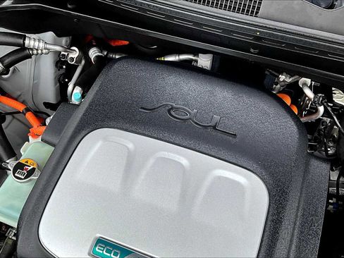 Used 2019 Kia Soul EV image 32