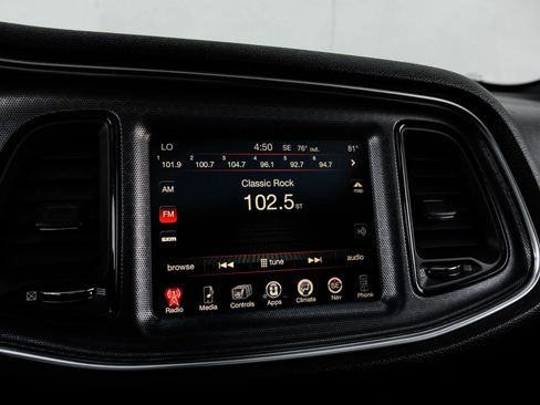 Used 2015 Dodge Challenger R/T Scat Pack w/ Leather Interior Group image 24