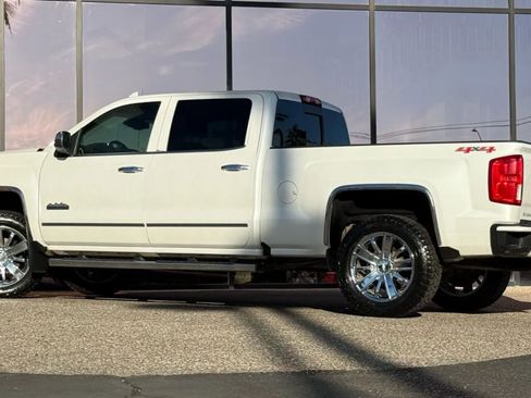 Used 2017 Chevrolet Silverado 1500 High Country image 7