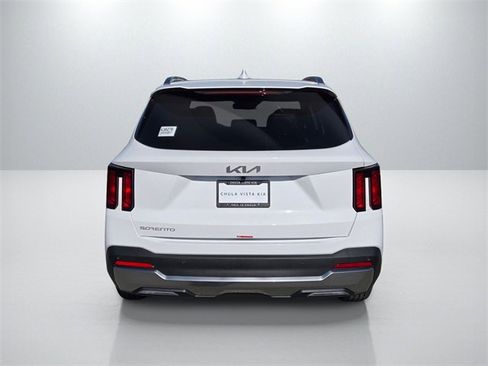 New 2026 Kia Sorento S image 5